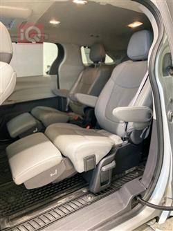 تويوتا سيينا